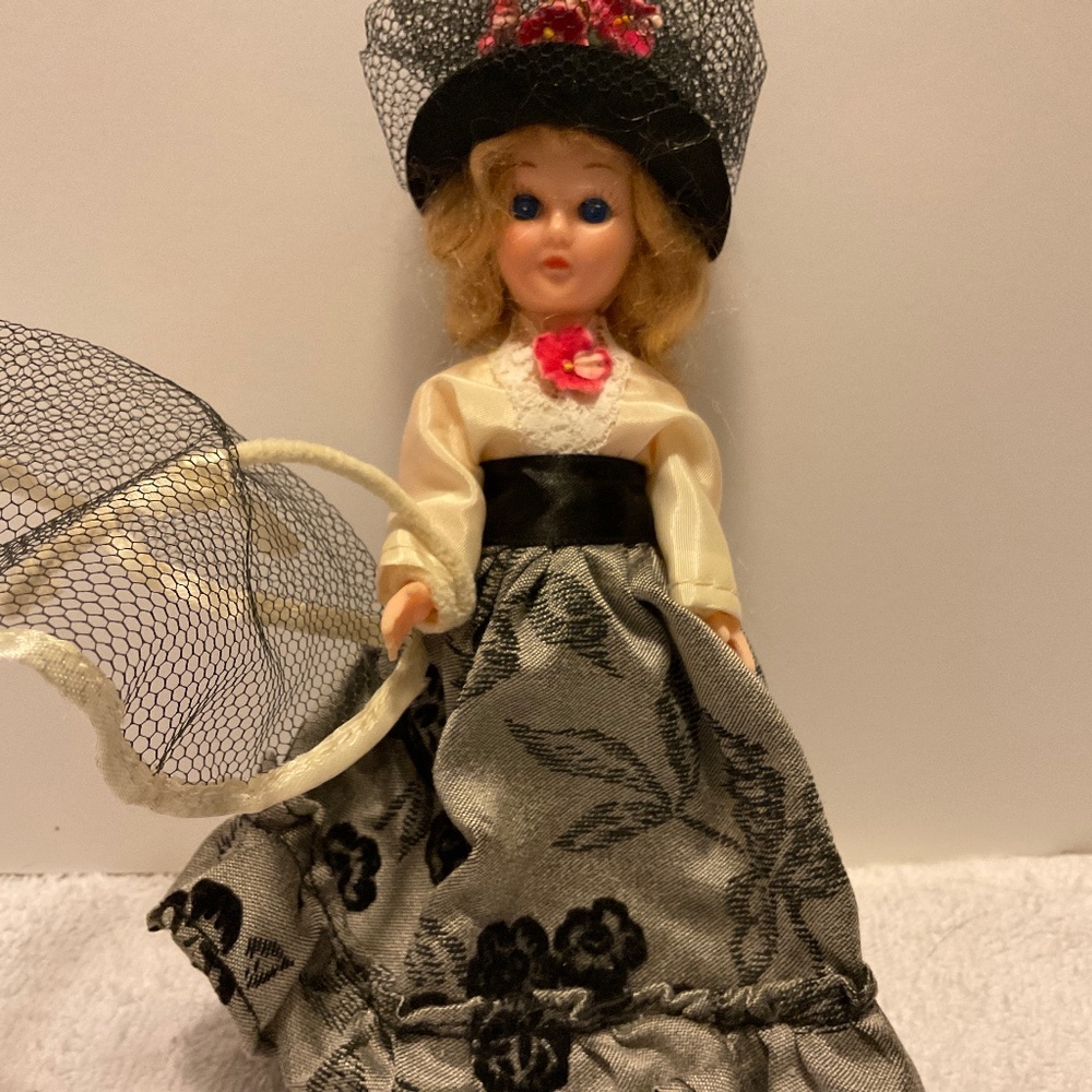 Vintage Antique Doll Carlson Gay Nineties